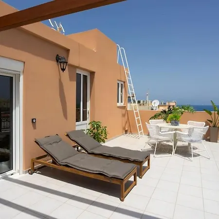Bright, Serene Penthouse In Town Center W Seaview
