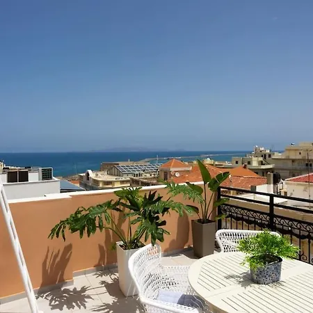 Bright, Serene Penthouse In Town Center W Seaview Daire *
