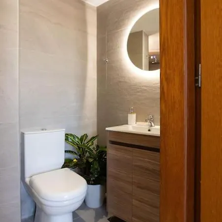 Bright, Serene Penthouse In Town Center W Seaview Ηράκλειο Κρήτης